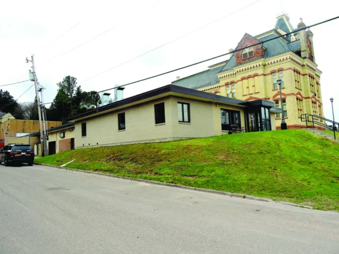 Jail committee to review ROMs